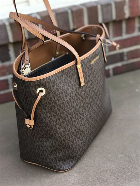 michael kors jet set signature logo tote|jet set travel mk.